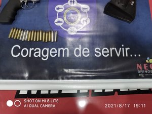 Homem é preso com arma de fogo em Colônia Leopoldina