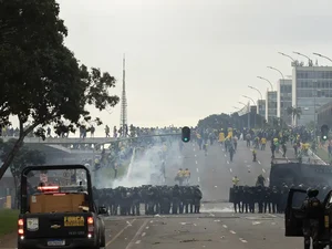 STF responsabilizou 1.190 pessoas por atos antidemocráticos de 2023