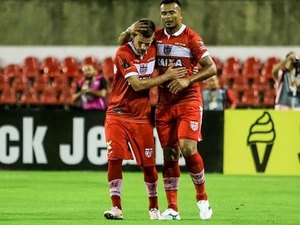 CRB goleia Tupi, assume vice liderança da série B e encosta no Vasco