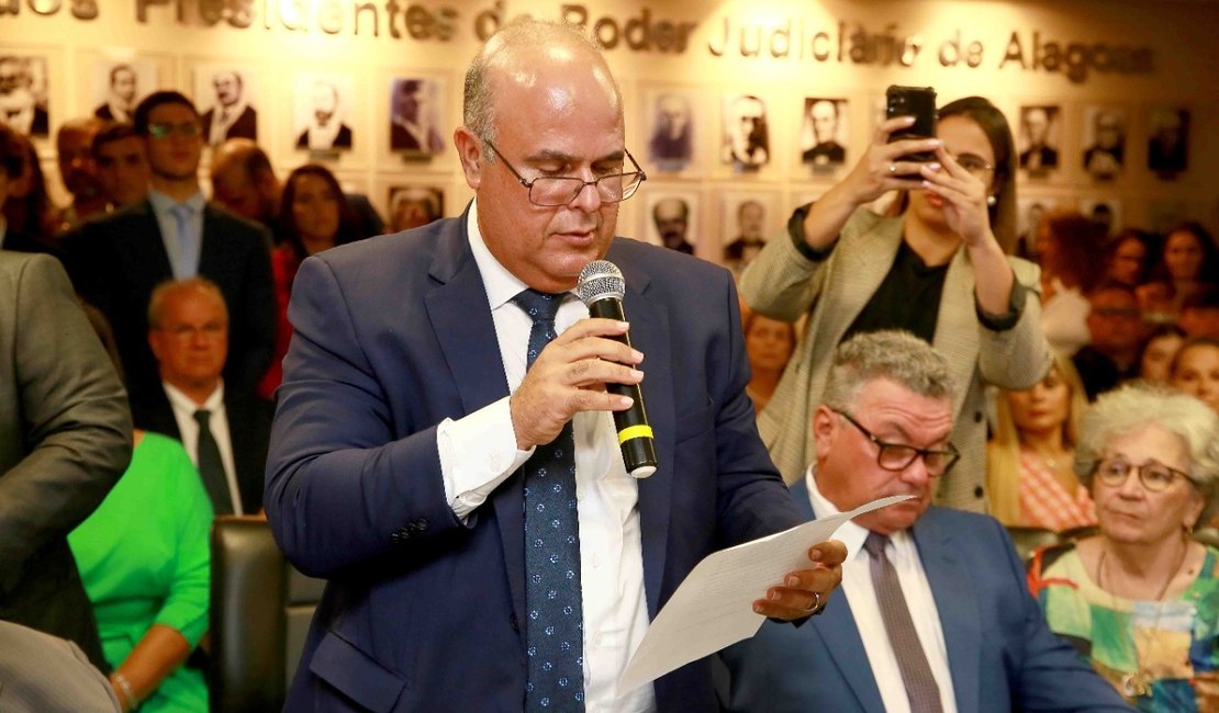 Fernando Tourinho assume presidência do Tribunal de Justiça do Estado