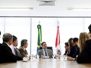 Governador firma compromisso em defesa do semiárido alagoano