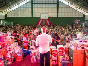 Com mais de 300 prêmios, Festa das Mães 2026 reúne multidão em Japaratinga