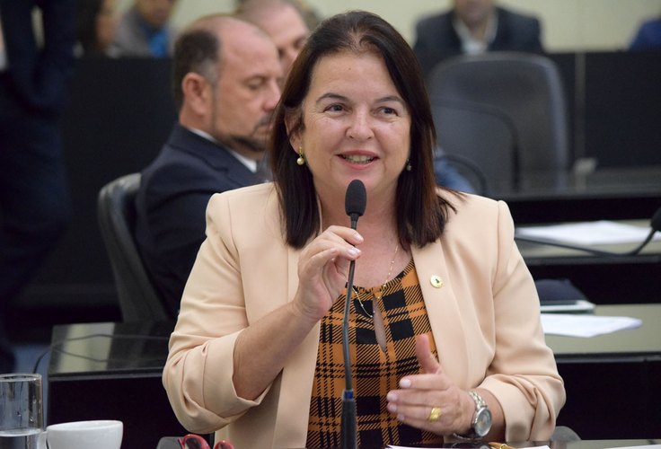 Fátima Canuto pode deixar MDB e ir para o PP de Lira