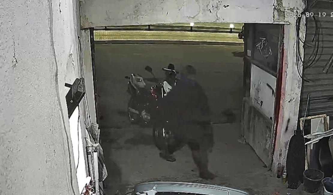 Pintor é atacado com golpes de foice enquanto trabalhava em Inhapi