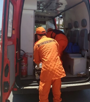 Homem fica ferido após colisão entre carro e motocicleta no Clima Bom