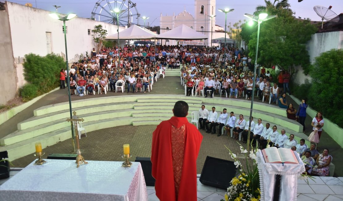 Procissão encerra festividades de São Sebastião em Limoeiro de Anadia