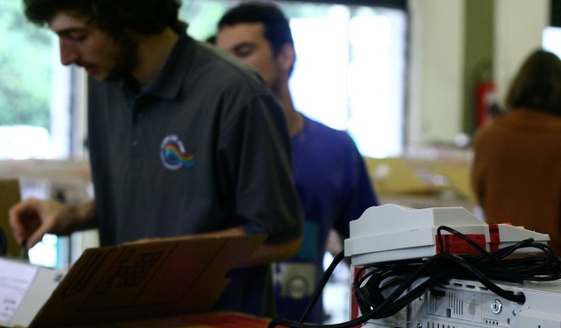 Mais de 200 técnicos serão contratados para as Eleições
