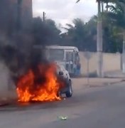 Carro de propaganda eleitoral de candidato de Monteirópolis é incendiado no Sertão