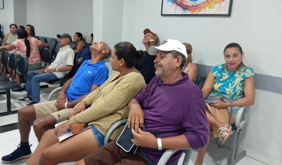 Pacientes de Porto de Pedras realizam cirurgia de catarata com apoio da Prefeitura
