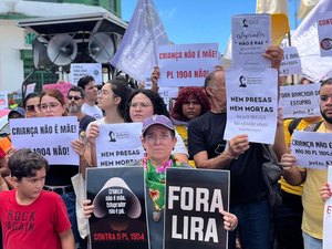 Com manifestação na porta da Câmara, vereadores dizem o que pensam sobre o aborto