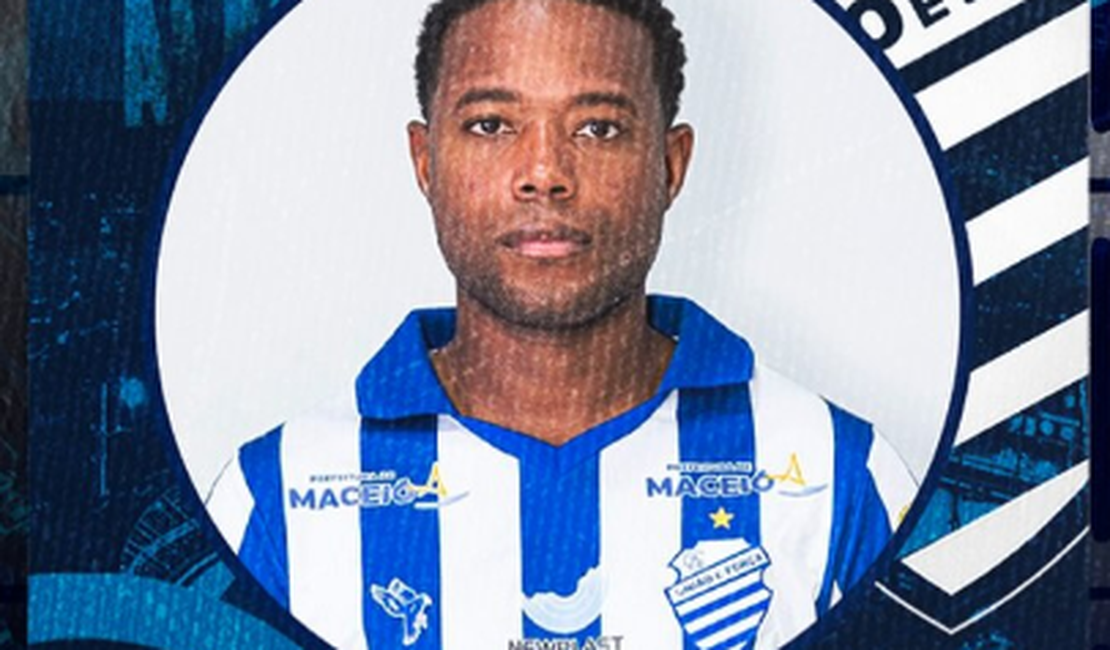 CSA contrata o meia Luciano Naninho para atuar na nova temporada
