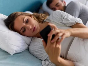 Traição: 39% das pessoas traem mesmo tendo relacionamentos felizes