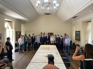 'Vamos em busca de custeio da saúde', diz Arthur Lira no Maranhão