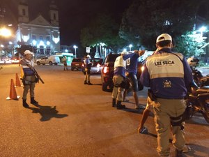 Cinco motoristas são retirados de circulação durante Lei Seca em Maceió