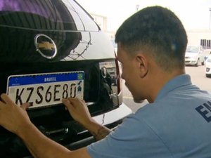 Placas padrão Mercosul começam a valer este mês