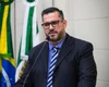 Leonardo Dias apresenta projeto para regulamentar uso de celulares em escolas de Maceió