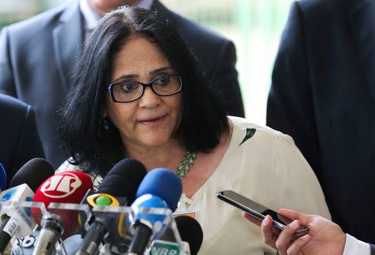 Mais uma: Damares Alves será agraciada com título de cidadã alagoana pela ALE