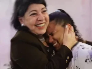 Atitude inesperada de Roberta Miranda com ambulante emociona a web