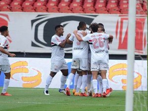 São Paulo vence o Sport e se garante na liderança