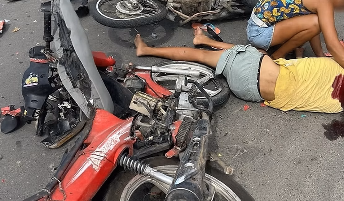Colisão entre motocicletas deixa duas pessoas feridas em Delmiro Gouveia