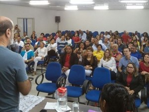 Consultor e representante do MS participam de encontro do 'Mais Médicos' em Arapiraca