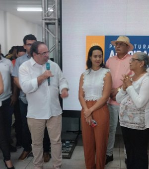 Luciano Barbosa entrega nova sede do CEAF e anuncia outras melhorias na Saúde de Arapiraca
