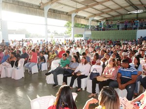 Reunião com agricultores discute instalação de indústria em Teotônio Vilela