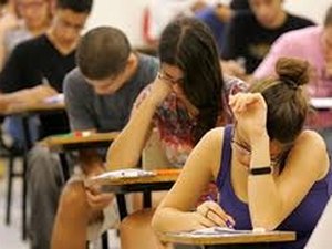 MEC fará quatro simulados nacionais do Enem