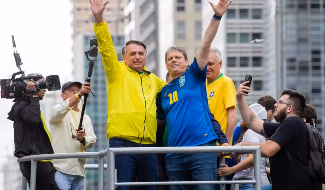 Tarcísio de Freitas defende candidatura de Bolsonaro nas eleições de 2026