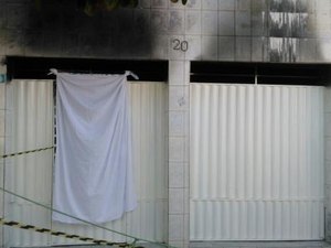 Bituca de cigarro provoca incêndio e deixa uma idosa morta no Sertão
