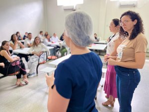 Hospital de Emergência do Agreste realiza aula inaugural com acadêmicos que vão iniciar estágio