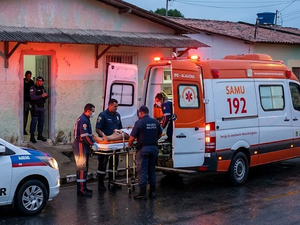Mulher é internada após ser brutalmente espancada pelo marido em Maceió