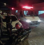 Irmãos alcoolizados caem de moto e um deles é levado para o hospital