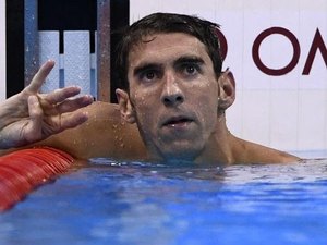 Phelps conquista tetra inédito nos 200 m medley e leva o 22º ouro olímpico