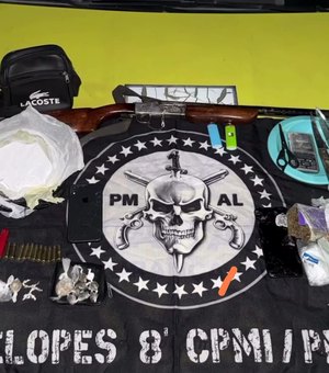 Operação policial resulta em prisão de trio e apreensão de drogas e arma em São Luís do Quitunde