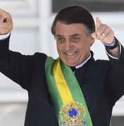Bolsonaro defende aposentadoria aos 62 anos para homens e 57 para mulheres
