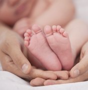 Alagoas registra quase 50 mil nascimentos e cerca de 20 mil mortes, segundo IBGE