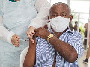 Para evitar aglomeração, Prefeitura de Arapiraca retoma vacinação aos sábados