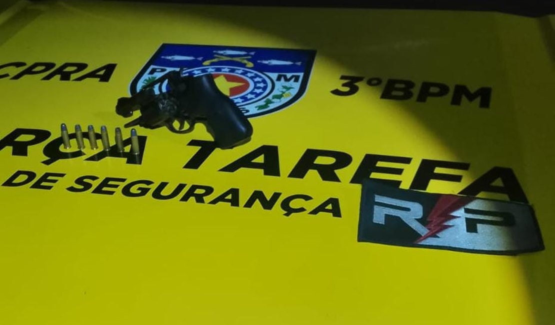 Homem é preso com revólver durante evento carnavalesco em Taquarana