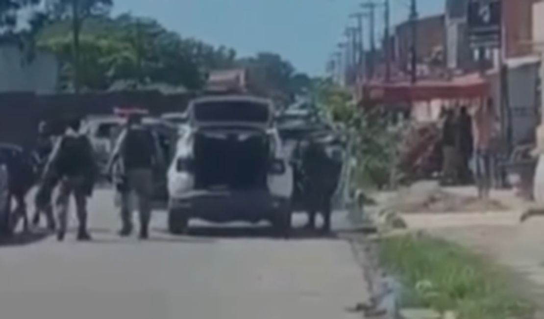 Troca de tiros deixa feridos no bairro da Cidade Universitária, em Maceió