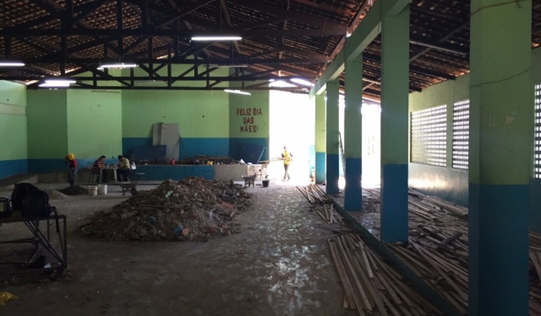 Prefeitura de Feira Grande inicia reforma do Clube Social