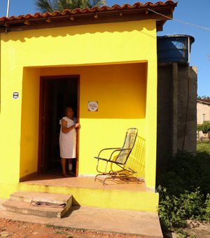 Seinfra faz visita para conhecer nova realidade dos moradores beneficiados pelo Programa Vida Nova na Sua Casa