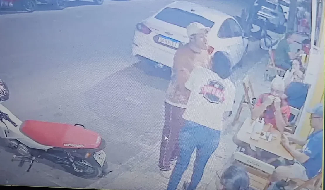 Pai de suspeito de matar mulher  relata uso de medicamentos controlados pelo filho