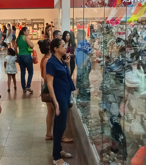 Partage Arapiraca Shopping registra movimento intenso na antevéspera de Natal