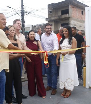 Prefeita inaugura obras para comemorar Emancipação Política de São Luís do Quitunde