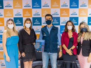 JHC recebe diretora do Senado e discute políticas públicas para mulheres