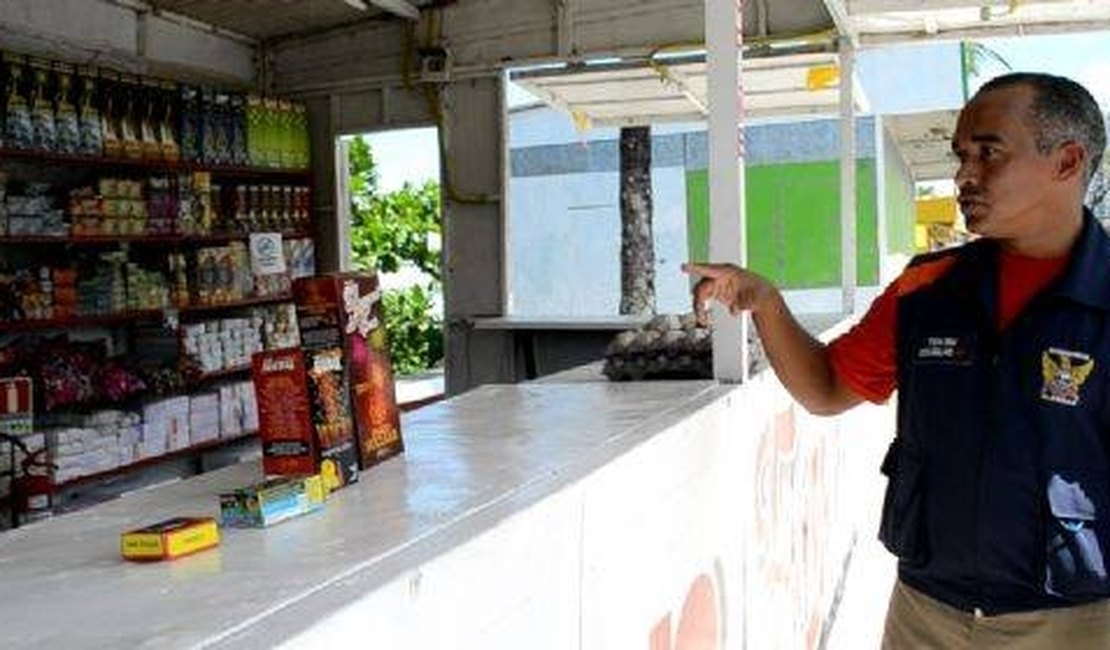 Bombeiros alertam para os cuidados com os fogos de artifícios nesse época do ano