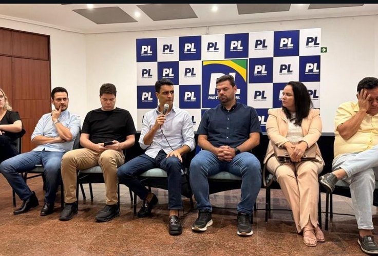 Fabiana e Severino Pessoa participaram de reunião com JHC e comando estadual do PL, em Maceió