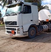 Caminhões são flagrados despejando Chorume de Aterro Sanitário na Praia do Sobral, em Maceió