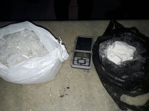 Jovem é preso com 100g de cocaína na Grota do Rafael
